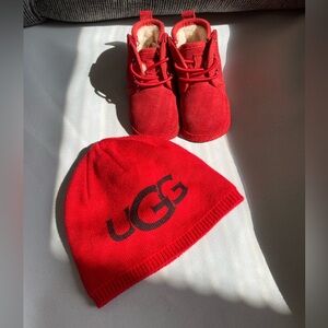 Baby Ugg hat and boots set